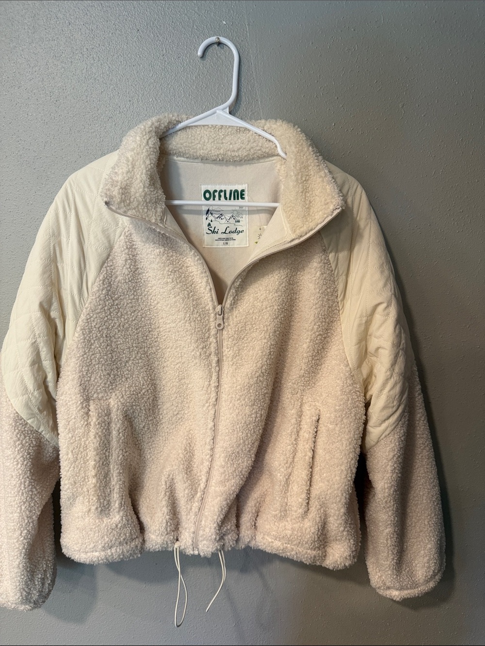 Ski Lodge Women’s Cream Sherpa Zip-Up Jacket